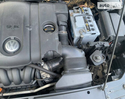 Чорний Фольксваген Пассат, об'ємом двигуна 2.48 л та пробігом 180 тис. км за 9000 $, фото 11 на Automoto.ua