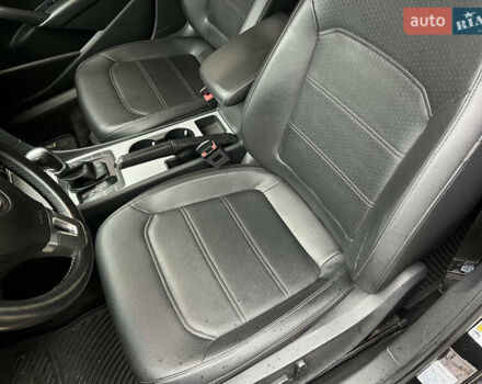 Чорний Фольксваген Пассат, об'ємом двигуна 2.5 л та пробігом 193 тис. км за 10500 $, фото 13 на Automoto.ua