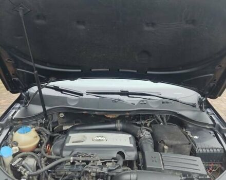 Черный Фольксваген Пассат, объемом двигателя 1.8 л и пробегом 166 тыс. км за 9999 $, фото 36 на Automoto.ua