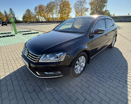 Чорний Фольксваген Пассат, об'ємом двигуна 2 л та пробігом 272 тис. км за 12999 $, фото 3 на Automoto.ua