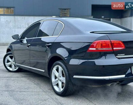 Черный Фольксваген Пассат, объемом двигателя 1.8 л и пробегом 169 тыс. км за 12999 $, фото 14 на Automoto.ua