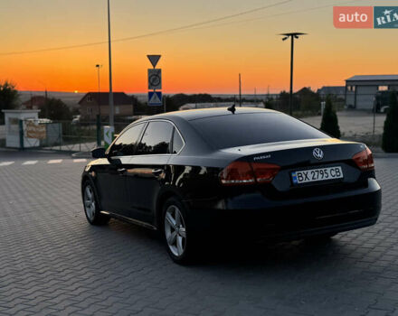 Фольксваген Пассат 2012 в Хмельницком на Automoto.ua Черный Фольксваген Пассат, объемом двигателя 2.48 л и пробегом 215 тыс. км за 10499 $, фото 3 на Automoto.ua