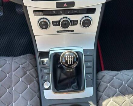 Фольксваген Пассат 2012 в Сторожинце на Automoto.ua Черный Фольксваген Пассат, объемом двигателя 1.97 л и пробегом 254 тыс. км за 14000 $, фото 36 на Automoto.ua