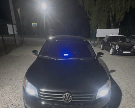 Фольксваген Пассат 2012 в Хмельницком на Automoto.ua Черный Фольксваген Пассат, объемом двигателя 2.48 л и пробегом 215 тыс. км за 10499 $, фото 19 на Automoto.ua