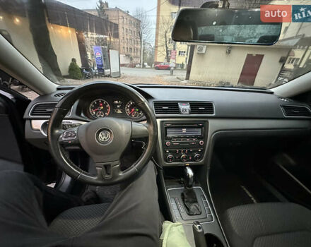 Черный Фольксваген Пассат, объемом двигателя 2.5 л и пробегом 240 тыс. км за 8900 $, фото 14 на Automoto.ua