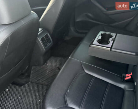 Фольксваген Пассат 2012 в Хмельницком на Automoto.ua Черный Фольксваген Пассат, объемом двигателя 2.48 л и пробегом 215 тыс. км за 10499 $, фото 16 на Automoto.ua