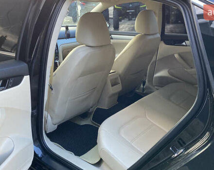 Черный Фольксваген Пассат, объемом двигателя 2.5 л и пробегом 248 тыс. км за 9100 $, фото 22 на Automoto.ua