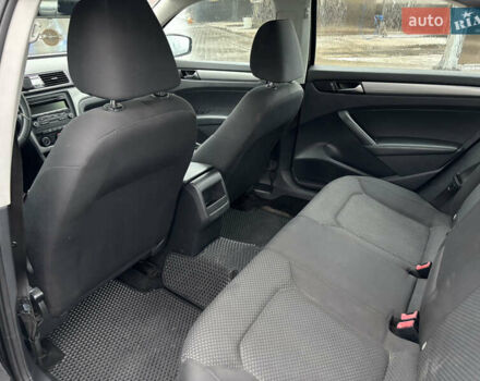 Черный Фольксваген Пассат, объемом двигателя 2.5 л и пробегом 302 тыс. км за 7700 $, фото 13 на Automoto.ua