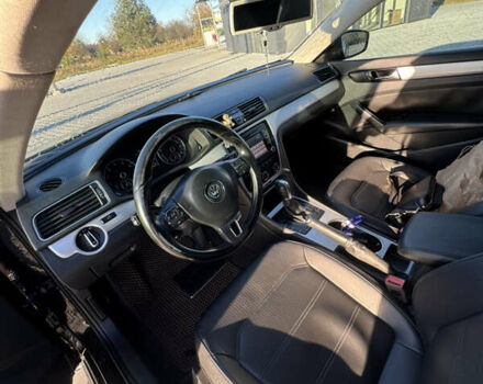 Фольксваген Пассат 2012 в Городке на Automoto.ua Черный Фольксваген Пассат, объемом двигателя 2.48 л и пробегом 288 тыс. км за 9300 $, фото 4 на Automoto.ua