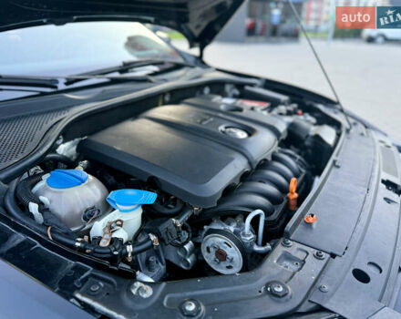 Черный Фольксваген Пассат, объемом двигателя 2.5 л и пробегом 247 тыс. км за 9200 $, фото 22 на Automoto.ua