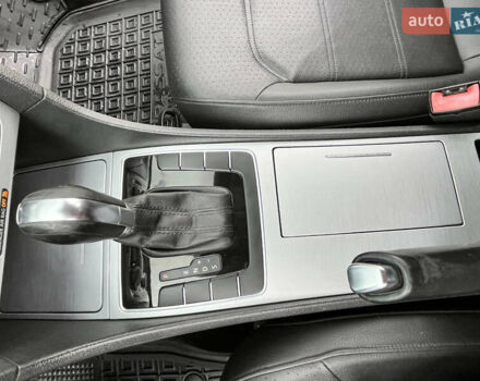 Чорний Фольксваген Пассат, об'ємом двигуна 2.48 л та пробігом 205 тис. км за 10900 $, фото 27 на Automoto.ua