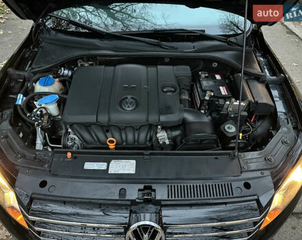 Черный Фольксваген Пассат, объемом двигателя 2.5 л и пробегом 240 тыс. км за 8900 $, фото 18 на Automoto.ua