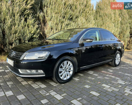Черный Фольксваген Пассат, объемом двигателя 1.97 л и пробегом 228 тыс. км за 12000 $, фото 24 на Automoto.ua