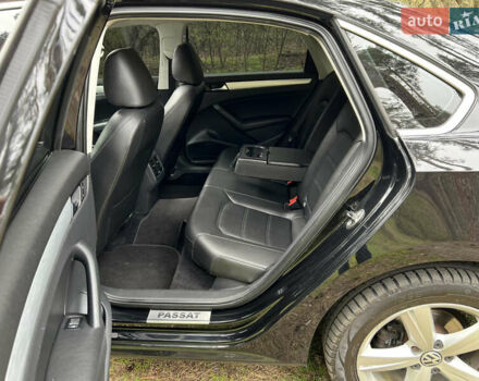 Черный Фольксваген Пассат, объемом двигателя 2.5 л и пробегом 270 тыс. км за 10000 $, фото 13 на Automoto.ua