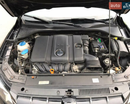 Черный Фольксваген Пассат, объемом двигателя 2.48 л и пробегом 159 тыс. км за 13500 $, фото 28 на Automoto.ua