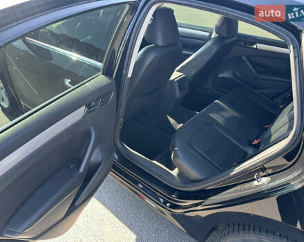 Чорний Фольксваген Пассат, об'ємом двигуна 2.48 л та пробігом 194 тис. км за 9200 $, фото 6 на Automoto.ua