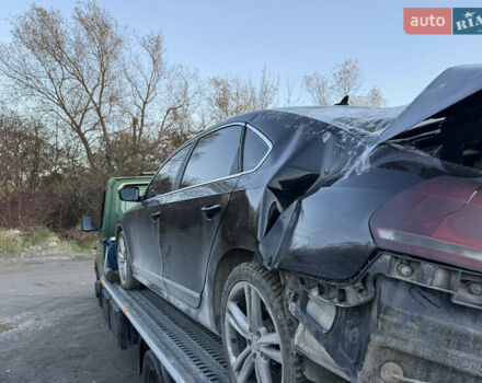 Чорний Фольксваген Пассат, об'ємом двигуна 1.97 л та пробігом 205 тис. км за 5500 $, фото 9 на Automoto.ua