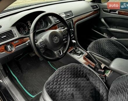 Чорний Фольксваген Пассат, об'ємом двигуна 2.48 л та пробігом 238 тис. км за 9800 $, фото 10 на Automoto.ua