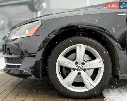 Чорний Фольксваген Пассат, об'ємом двигуна 2.48 л та пробігом 247 тис. км за 9000 $, фото 17 на Automoto.ua