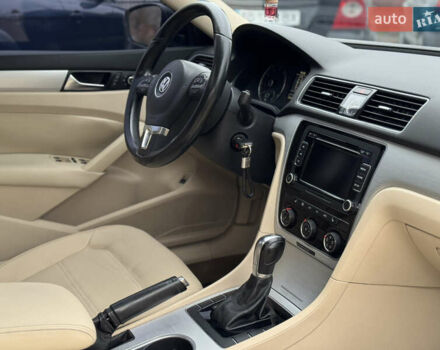 Чорний Фольксваген Пассат, об'ємом двигуна 2.48 л та пробігом 260 тис. км за 9000 $, фото 19 на Automoto.ua