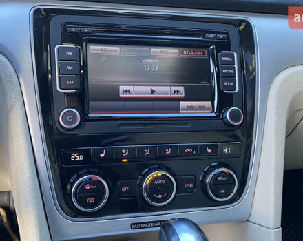 Черный Фольксваген Пассат, объемом двигателя 2.5 л и пробегом 248 тыс. км за 9100 $, фото 20 на Automoto.ua