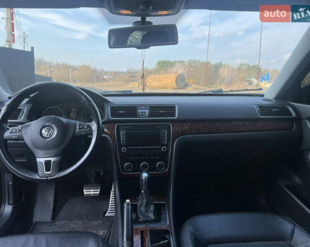 Черный Фольксваген Пассат, объемом двигателя 2 л и пробегом 280 тыс. км за 12300 $, фото 12 на Automoto.ua