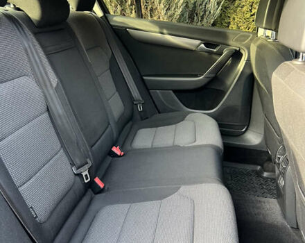 Черный Фольксваген Пассат, объемом двигателя 1.97 л и пробегом 228 тыс. км за 12000 $, фото 76 на Automoto.ua