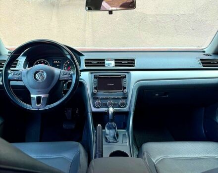 Черный Фольксваген Пассат, объемом двигателя 2.5 л и пробегом 181 тыс. км за 8800 $, фото 6 на Automoto.ua