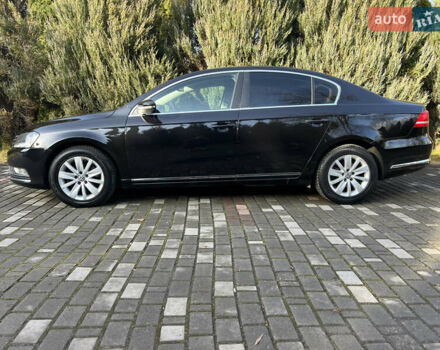 Черный Фольксваген Пассат, объемом двигателя 1.97 л и пробегом 228 тыс. км за 12000 $, фото 23 на Automoto.ua