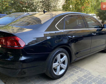 Черный Фольксваген Пассат, объемом двигателя 0 л и пробегом 300 тыс. км за 10500 $, фото 5 на Automoto.ua