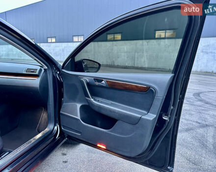 Черный Фольксваген Пассат, объемом двигателя 1.8 л и пробегом 169 тыс. км за 12999 $, фото 33 на Automoto.ua