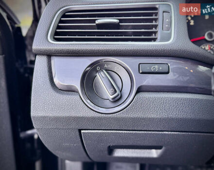 Черный Фольксваген Пассат, объемом двигателя 2 л и пробегом 201 тыс. км за 12950 $, фото 29 на Automoto.ua