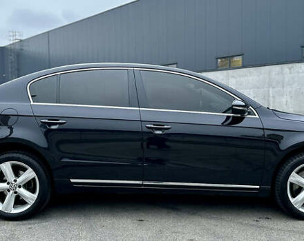 Черный Фольксваген Пассат, объемом двигателя 1.8 л и пробегом 169 тыс. км за 12999 $, фото 4 на Automoto.ua