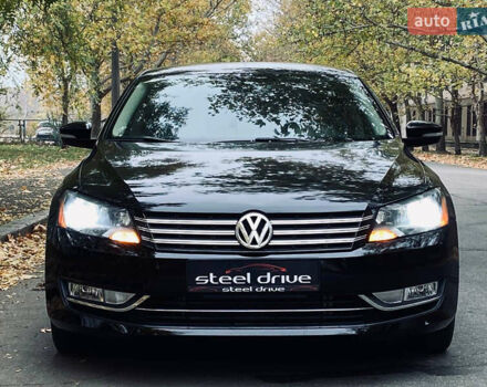 Черный Фольксваген Пассат, объемом двигателя 2.5 л и пробегом 166 тыс. км за 9999 $, фото 10 на Automoto.ua