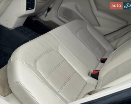 Чорний Фольксваген Пассат, об'ємом двигуна 2.48 л та пробігом 260 тис. км за 9000 $, фото 18 на Automoto.ua