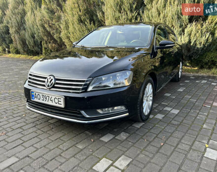 Черный Фольксваген Пассат, объемом двигателя 1.97 л и пробегом 228 тыс. км за 12000 $, фото 5 на Automoto.ua