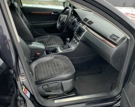 Черный Фольксваген Пассат, объемом двигателя 2 л и пробегом 152 тыс. км за 14000 $, фото 10 на Automoto.ua