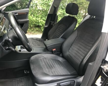 Чорний Фольксваген Пассат, об'ємом двигуна 2 л та пробігом 300 тис. км за 13516 $, фото 3 на Automoto.ua