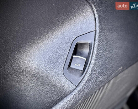 Черный Фольксваген Пассат, объемом двигателя 2 л и пробегом 201 тыс. км за 12950 $, фото 31 на Automoto.ua