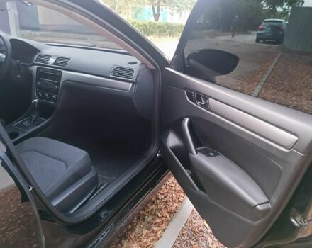 Черный Фольксваген Пассат, объемом двигателя 2.5 л и пробегом 229 тыс. км за 10350 $, фото 14 на Automoto.ua