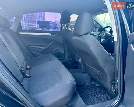 Черный Фольксваген Пассат, объемом двигателя 2.5 л и пробегом 247 тыс. км за 9200 $, фото 15 на Automoto.ua