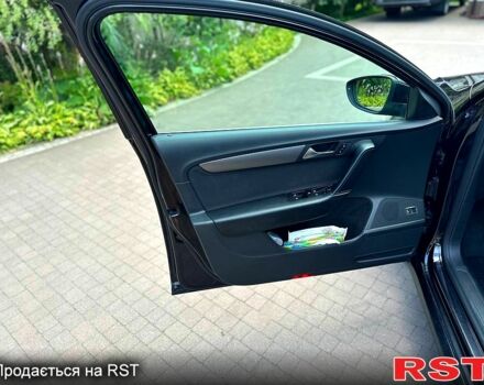 Черный Фольксваген Пассат, объемом двигателя 1.4 л и пробегом 263 тыс. км за 9500 $, фото 1 на Automoto.ua