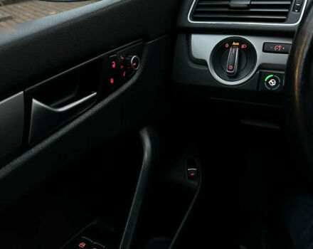 Черный Фольксваген Пассат, объемом двигателя 2.5 л и пробегом 240 тыс. км за 8900 $, фото 16 на Automoto.ua