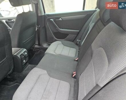 Чорний Фольксваген Пассат, об'ємом двигуна 1.6 л та пробігом 251 тис. км за 9550 $, фото 17 на Automoto.ua