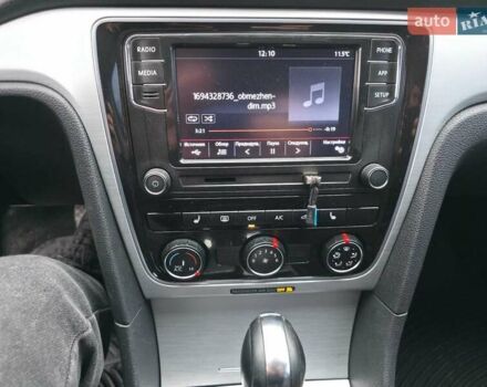 Чорний Фольксваген Пассат, об'ємом двигуна 2.5 л та пробігом 186 тис. км за 10200 $, фото 8 на Automoto.ua