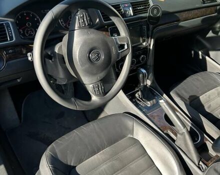 Черный Фольксваген Пассат, объемом двигателя 1.8 л и пробегом 240 тыс. км за 11300 $, фото 10 на Automoto.ua