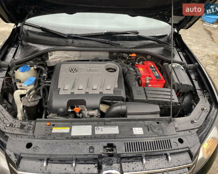 Черный Фольксваген Пассат, объемом двигателя 1.97 л и пробегом 220 тыс. км за 11700 $, фото 30 на Automoto.ua