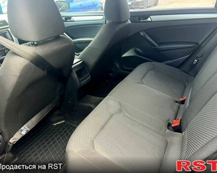 Черный Фольксваген Пассат, объемом двигателя 2.5 л и пробегом 200 тыс. км за 9999 $, фото 5 на Automoto.ua