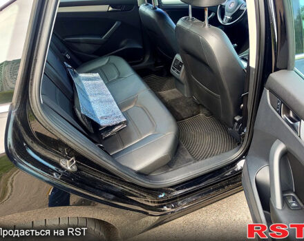 Чорний Фольксваген Пассат, об'ємом двигуна 2.5 л та пробігом 180 тис. км за 7999 $, фото 10 на Automoto.ua