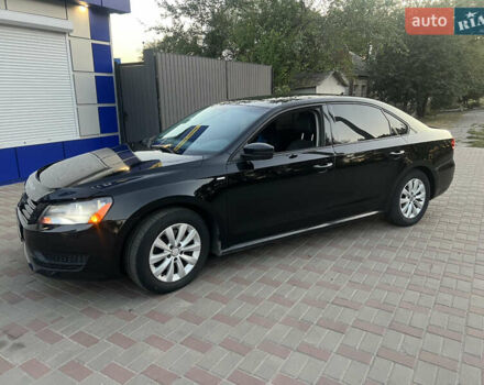 Черный Фольксваген Пассат, объемом двигателя 1.8 л и пробегом 220 тыс. км за 8700 $, фото 1 на Automoto.ua